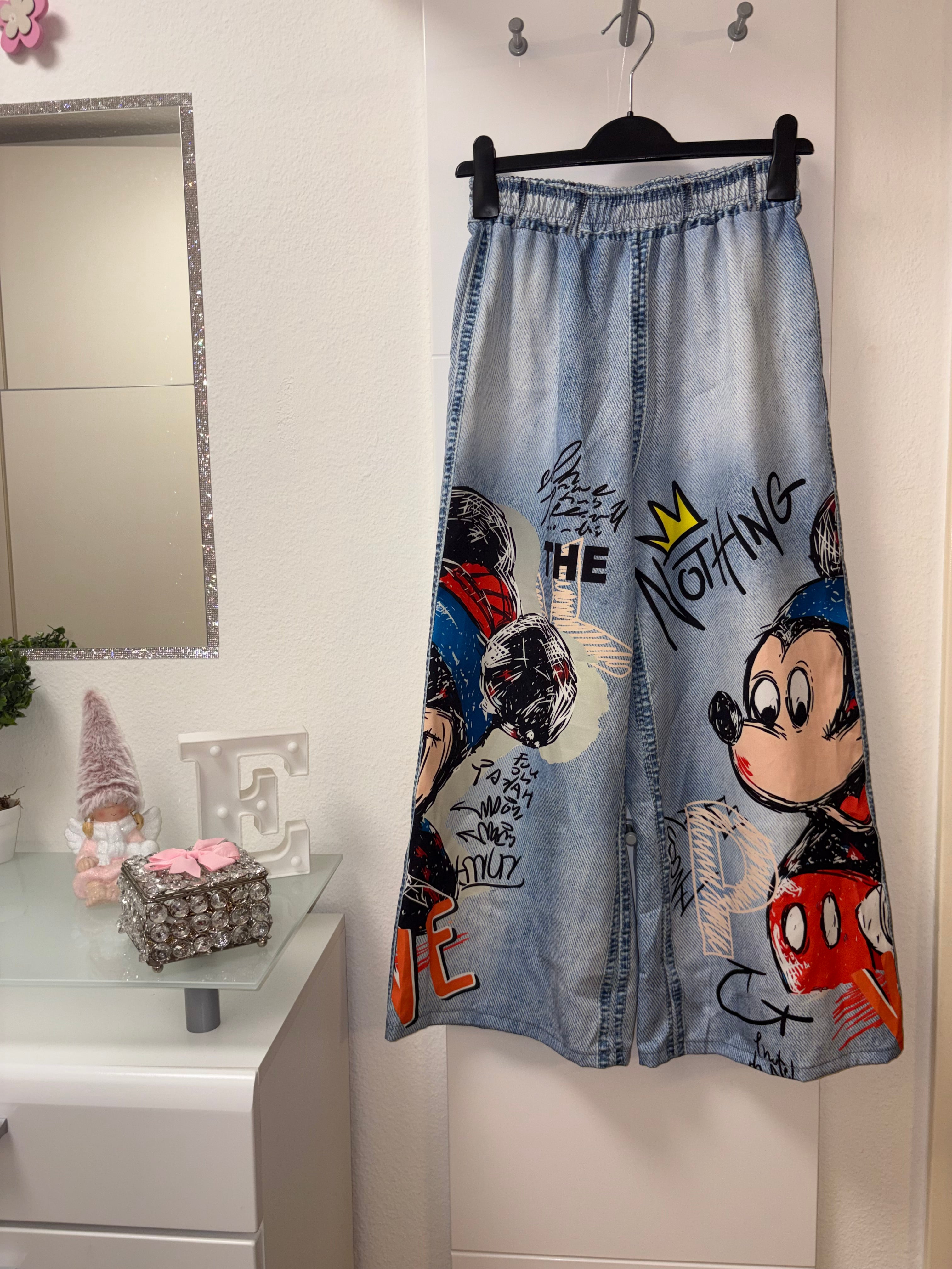 Trousers mood Disney💙❤️🖤
