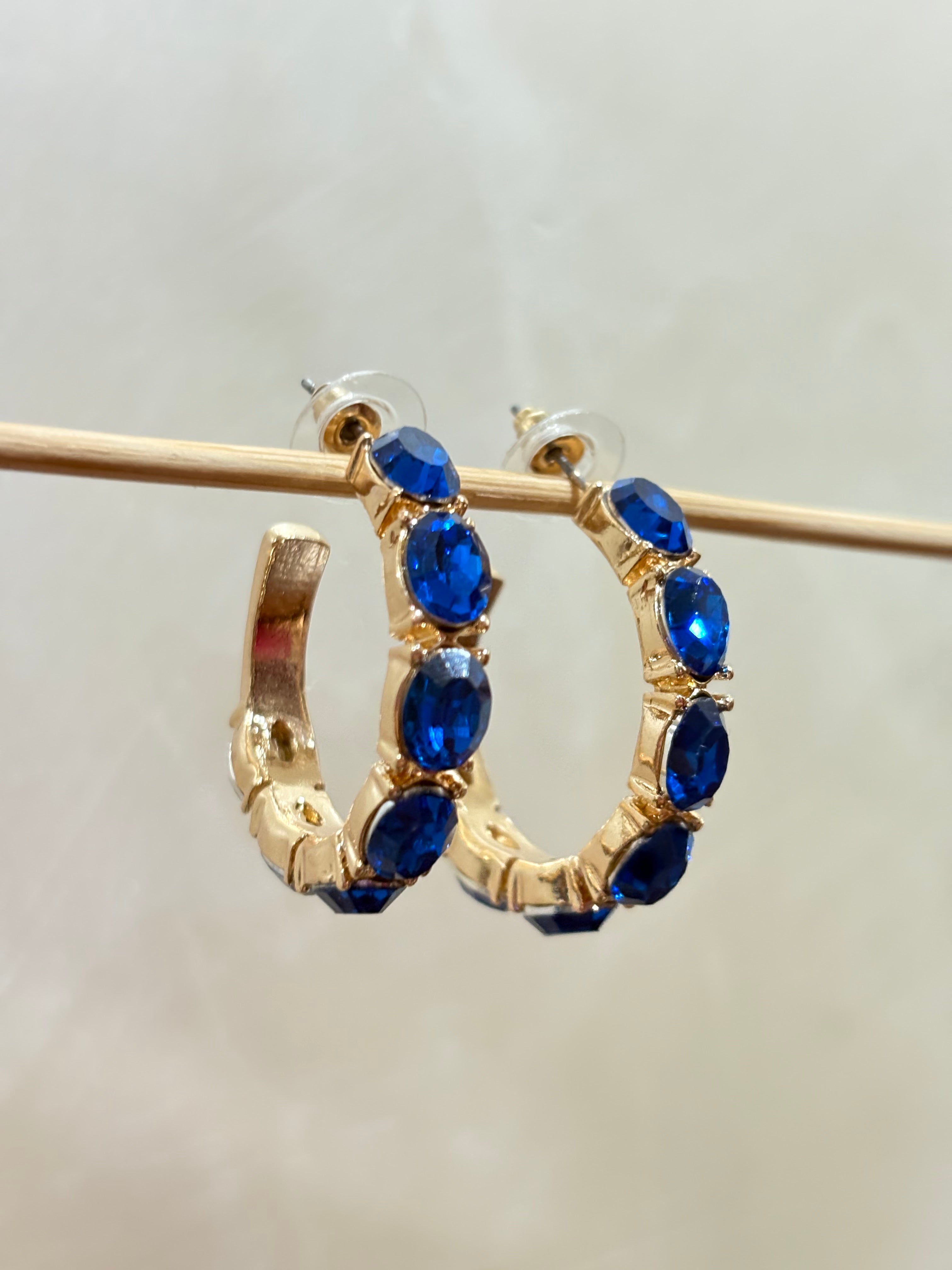 Dangling Earrings💙