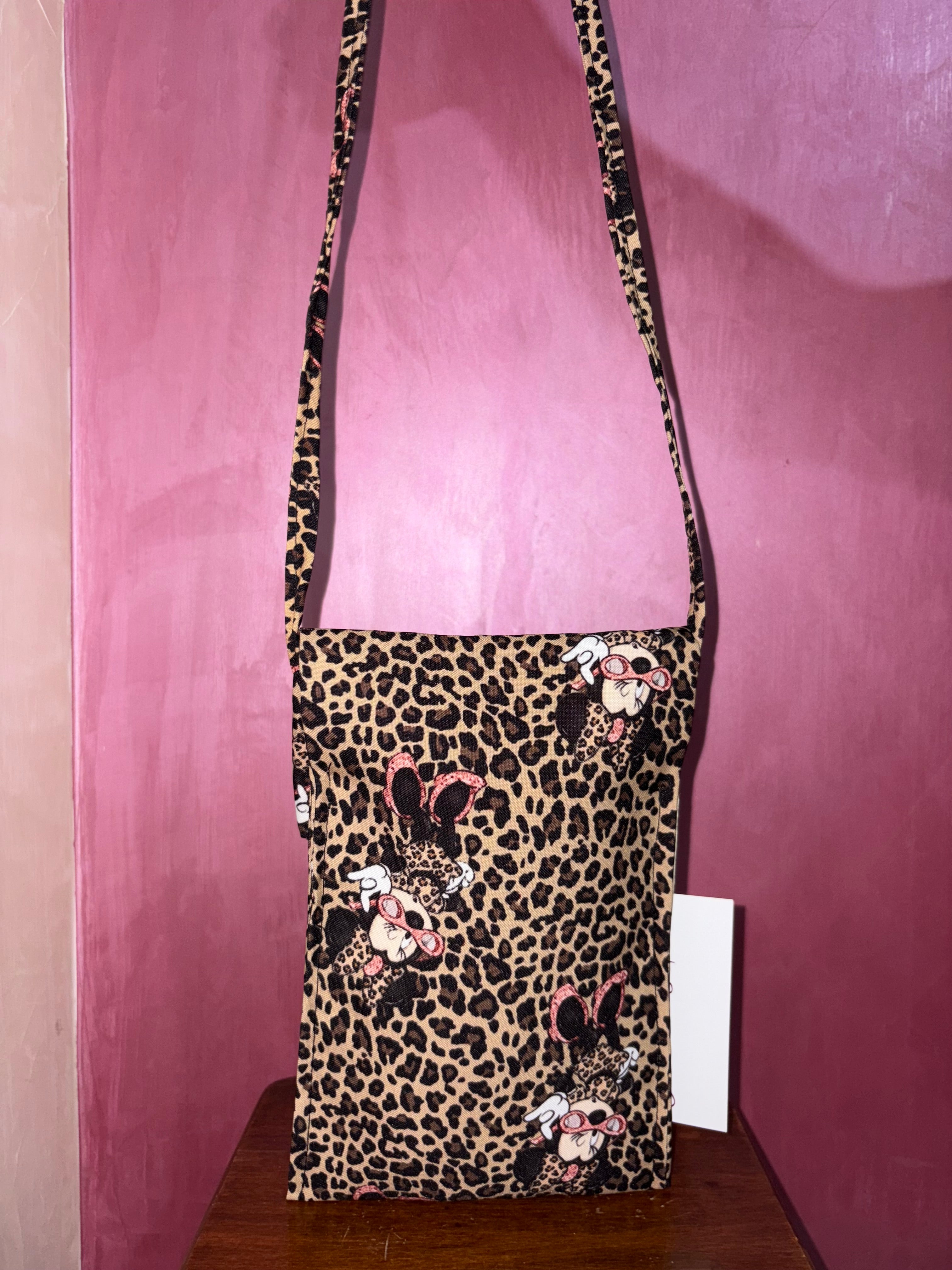 Leopard Cell Phone Holder